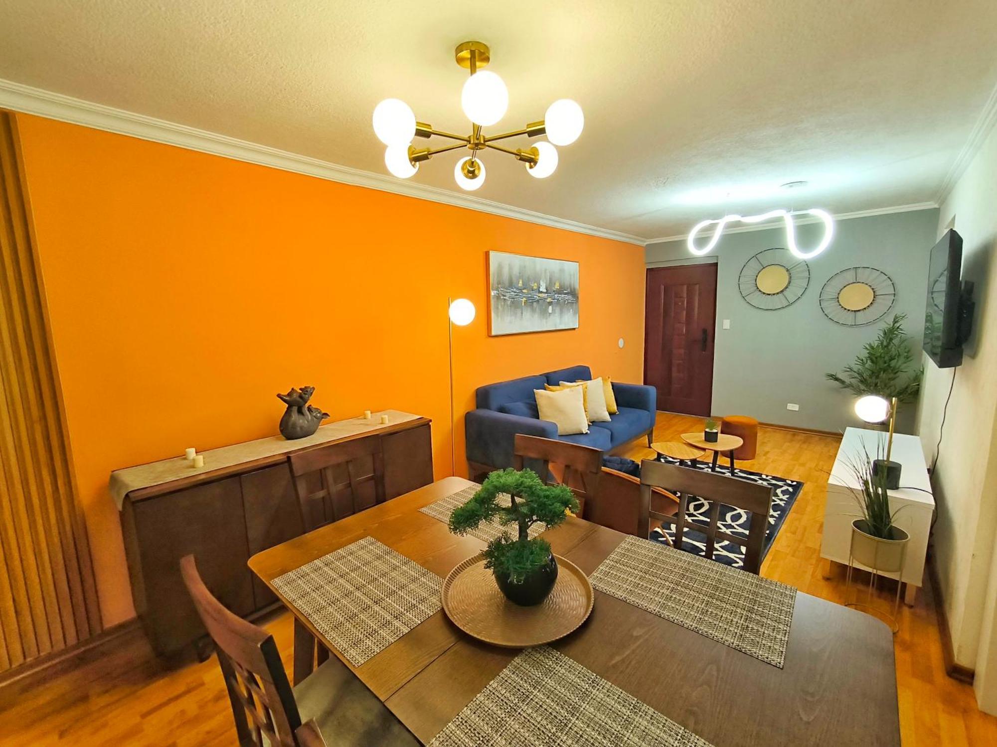 Apartment Udla 6 Personas Frente Al Mall Riocentro